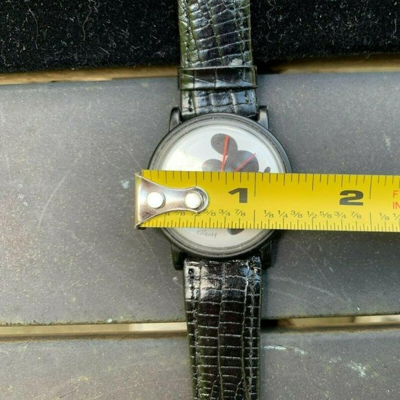 Disney Lorus Mickey Mouse Shadow Dial Watch From 1990's - Picture 8 of 8